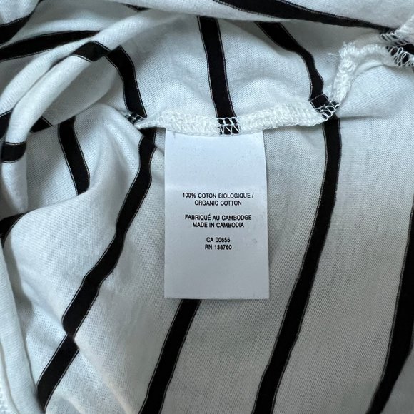 Reitmans Tee, Size Small, New with Tag - Picture 3 of 4